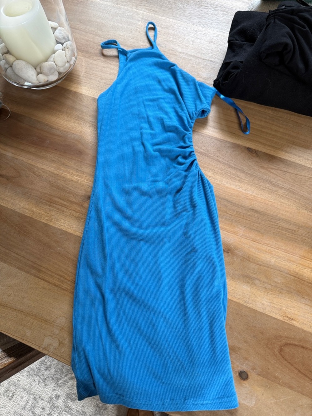 superdown Ruched Midi Dress in Bright Blue. Cut out on side